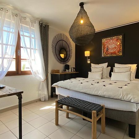 Hotel Le Neptune En Camargue Saintes-Maries-de-la-Mer Eksteriør billede