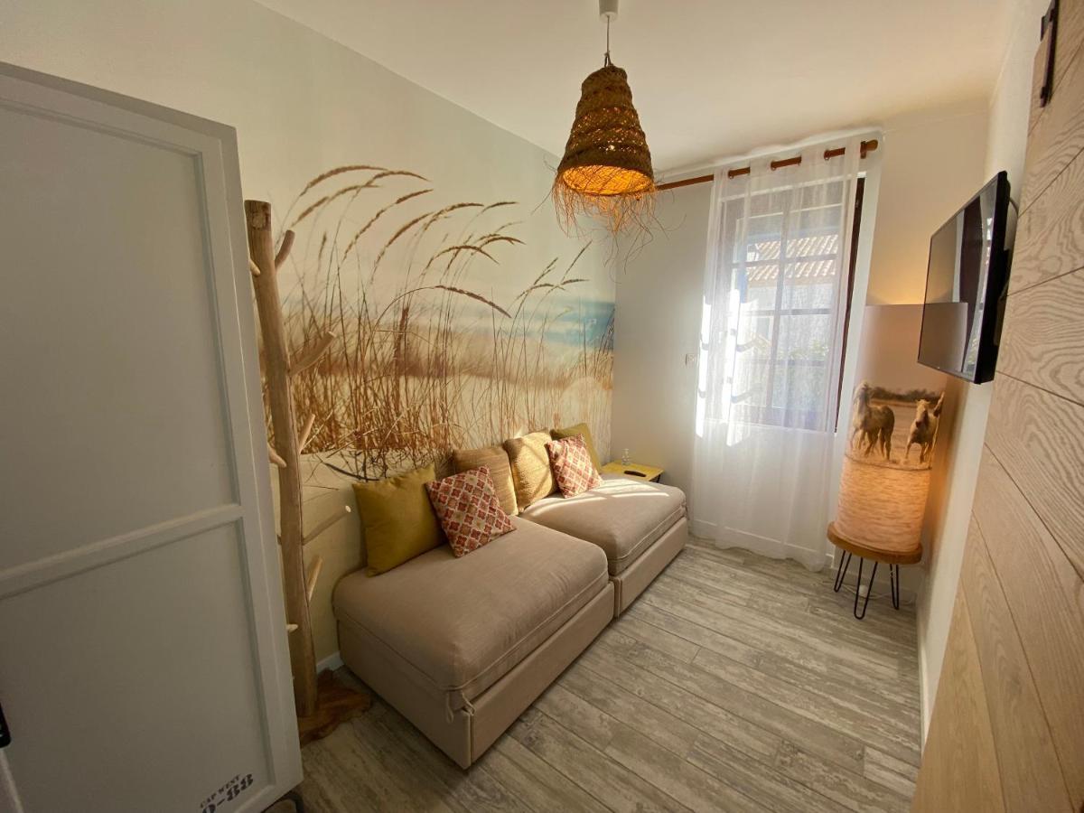 Hotel Le Neptune En Camargue Saintes-Maries-de-la-Mer Eksteriør billede