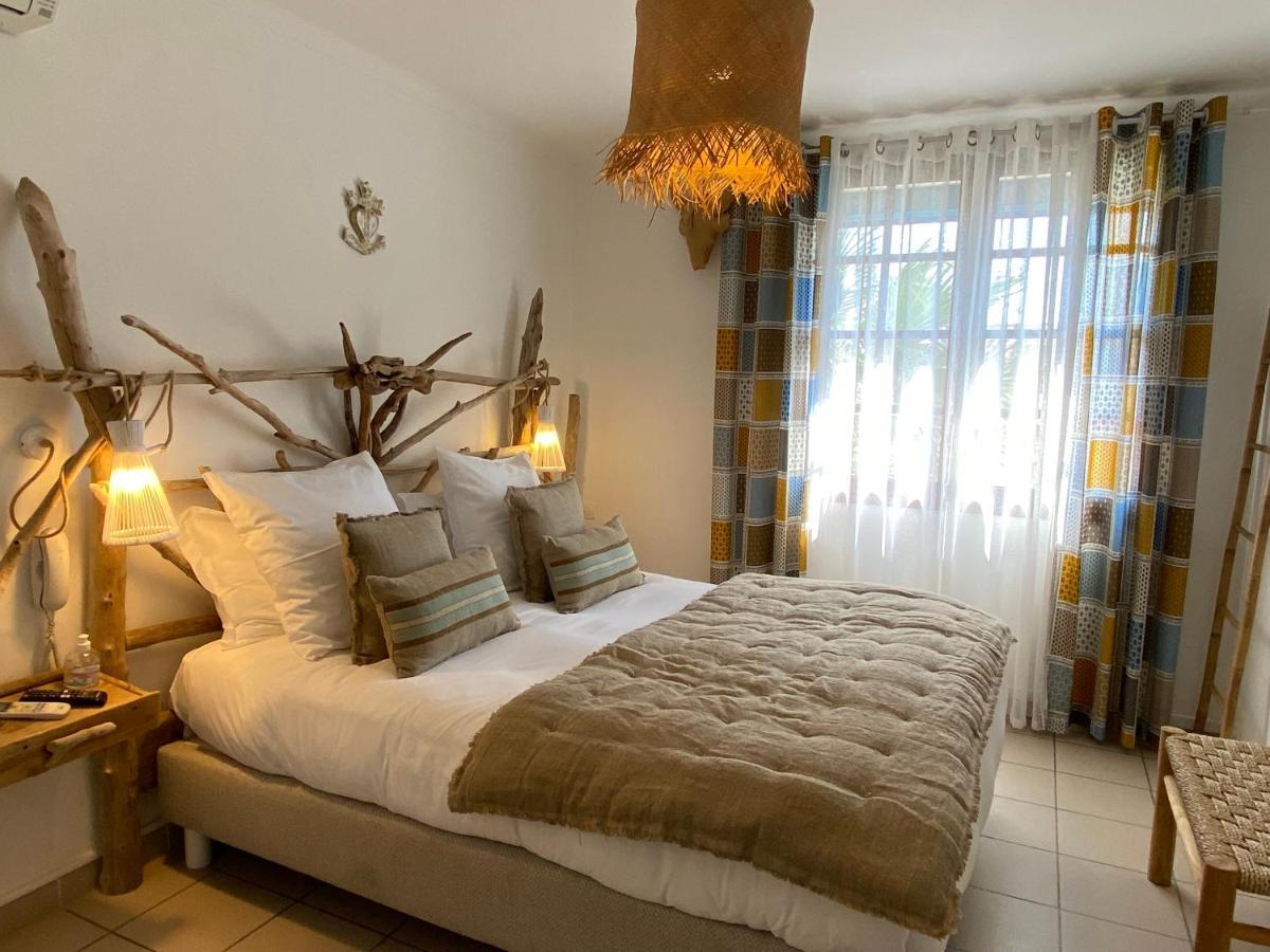 Hotel Le Neptune En Camargue Saintes-Maries-de-la-Mer Eksteriør billede