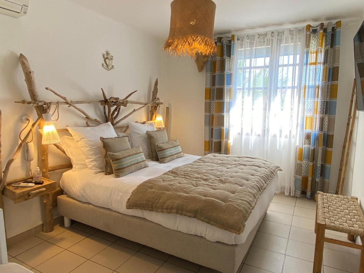Hotel Le Neptune En Camargue Saintes-Maries-de-la-Mer Eksteriør billede
