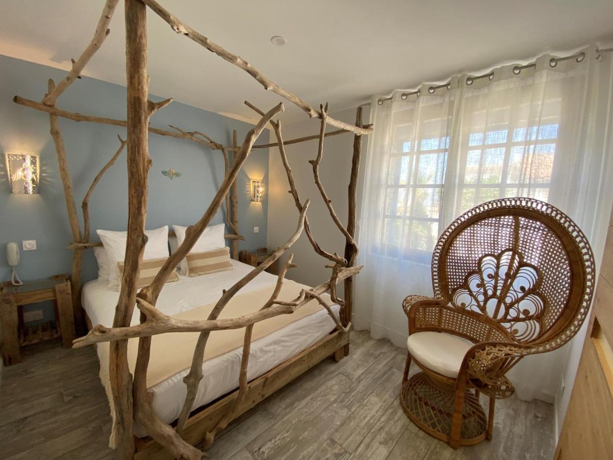 Hotel Le Neptune En Camargue Saintes-Maries-de-la-Mer Eksteriør billede