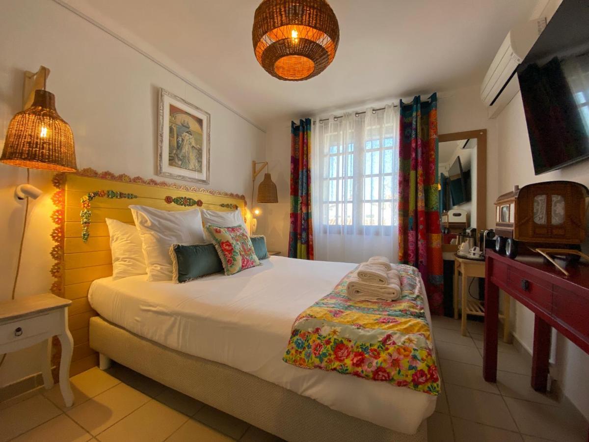 Hotel Le Neptune En Camargue Saintes-Maries-de-la-Mer Eksteriør billede