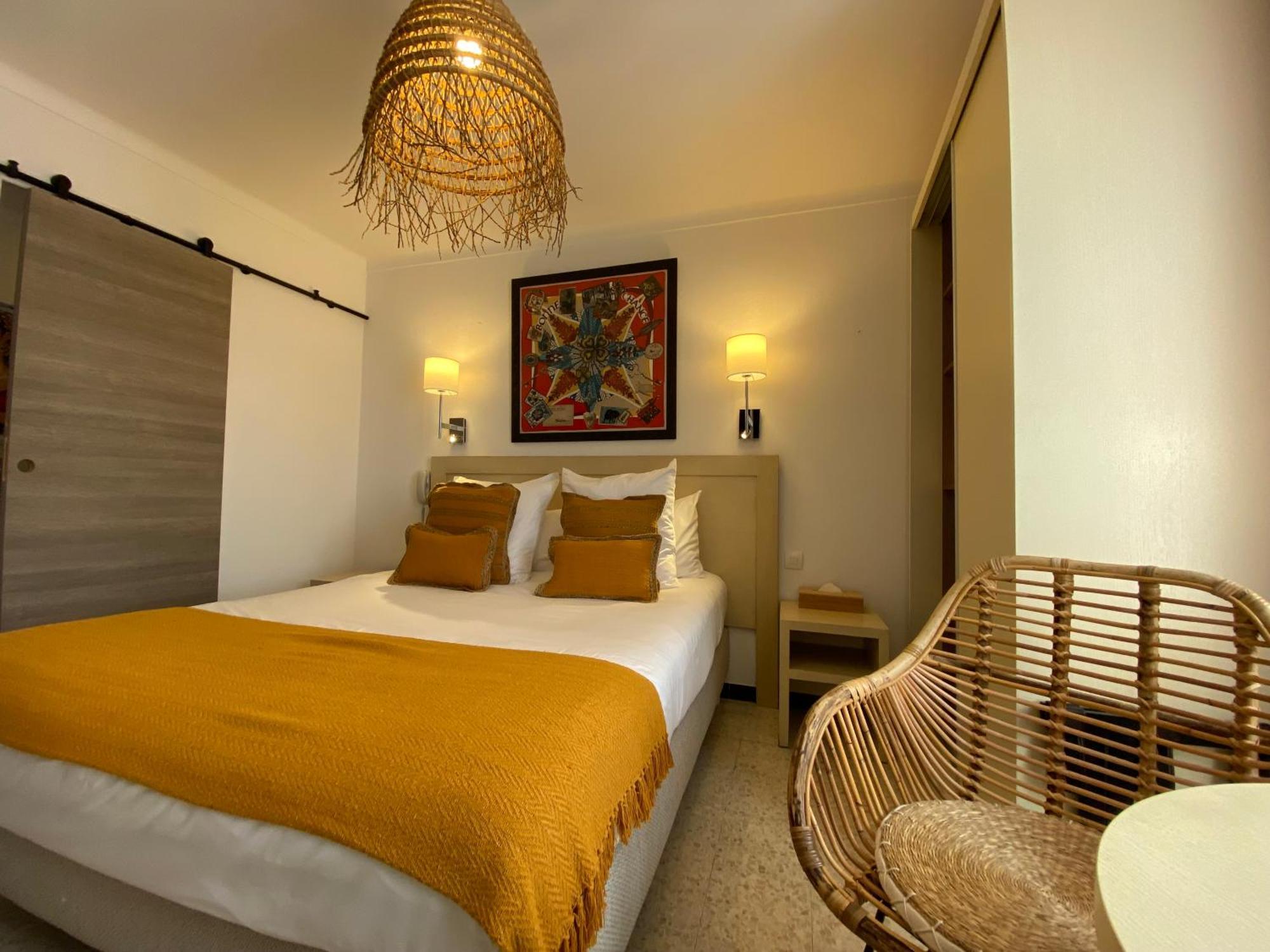 Hotel Le Neptune En Camargue Saintes-Maries-de-la-Mer Eksteriør billede