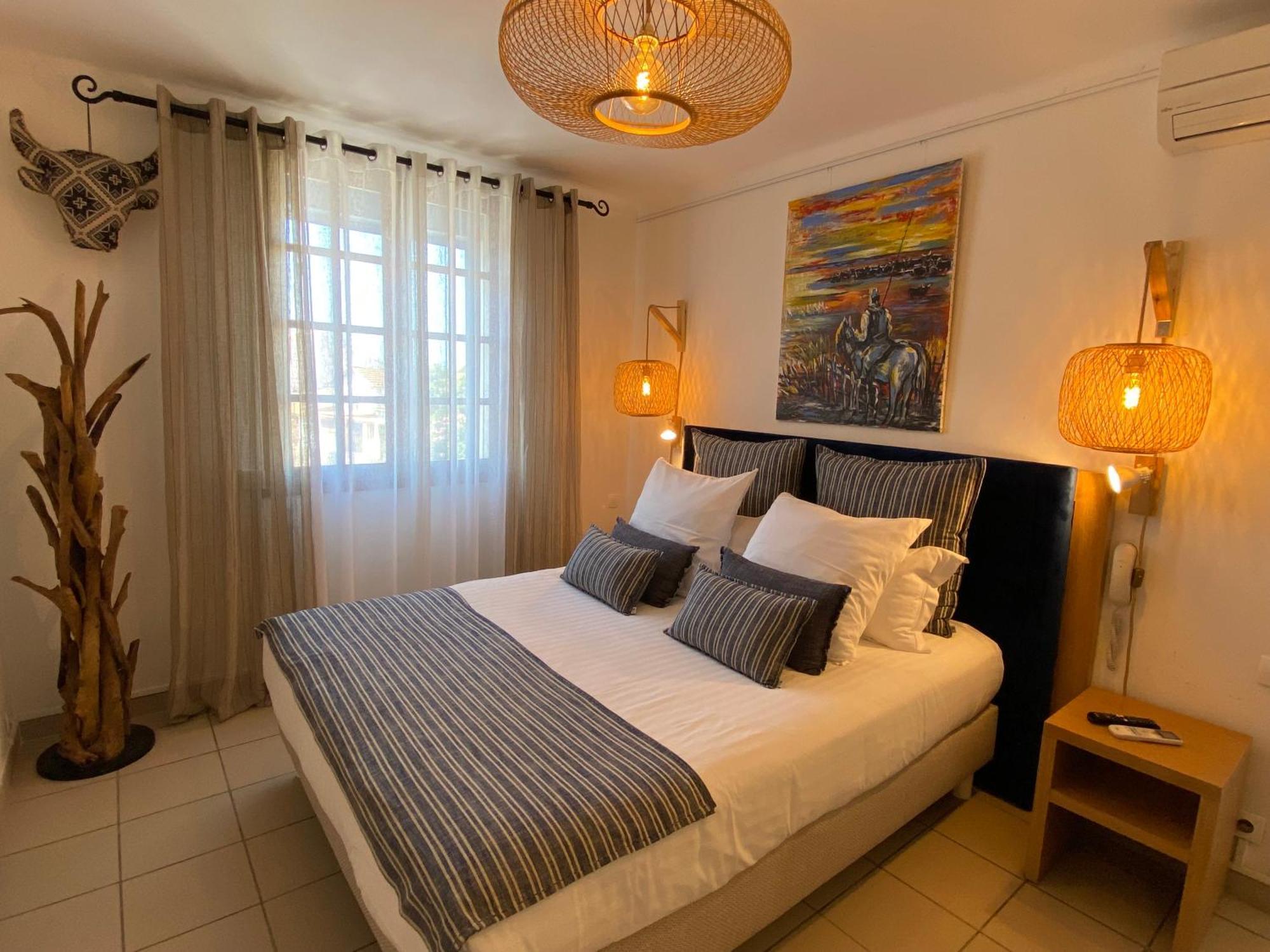 Hotel Le Neptune En Camargue Saintes-Maries-de-la-Mer Eksteriør billede