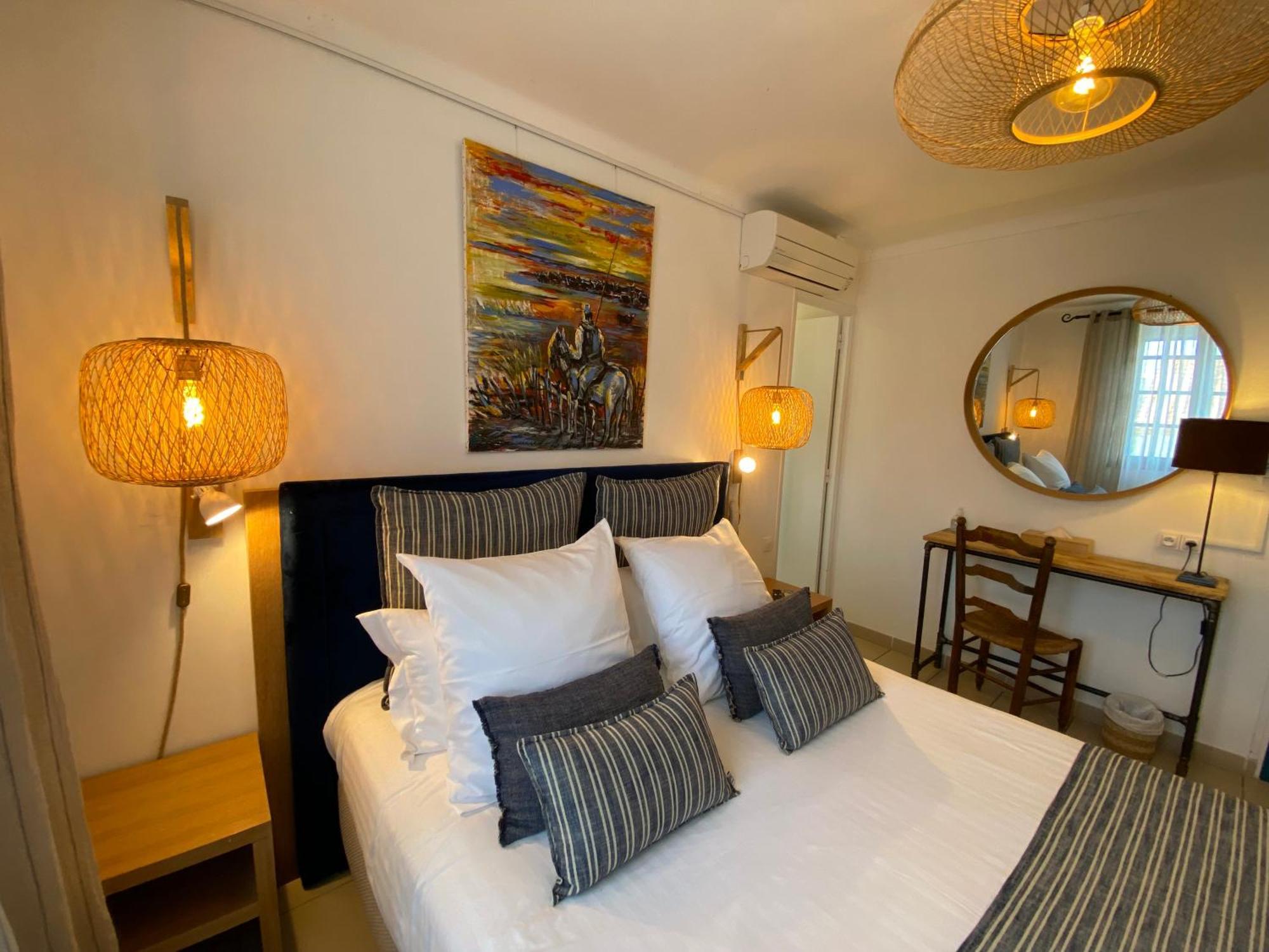 Hotel Le Neptune En Camargue Saintes-Maries-de-la-Mer Eksteriør billede